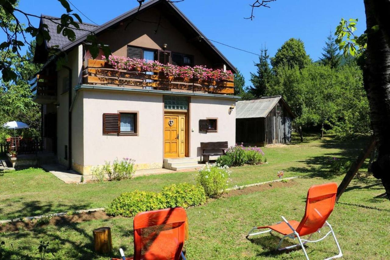 Holiday Home "Iris" Near Plitvice Lakes Rudanovac Екстериор снимка